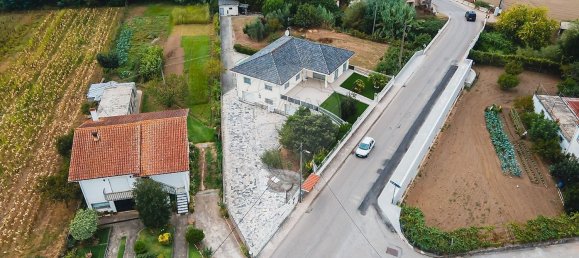 3 bedrooms House in Lousa, Portugal No. 181955 4