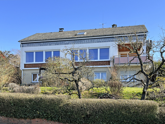 Casa de 6 dormitorios en Frankfurt am Main, Germany No. 56029