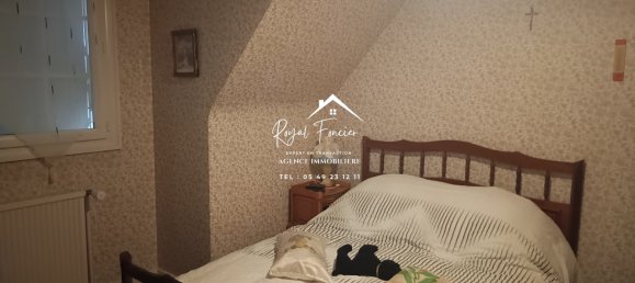 4 غرف نوم منزل في Descartes, France رقم 61289 9