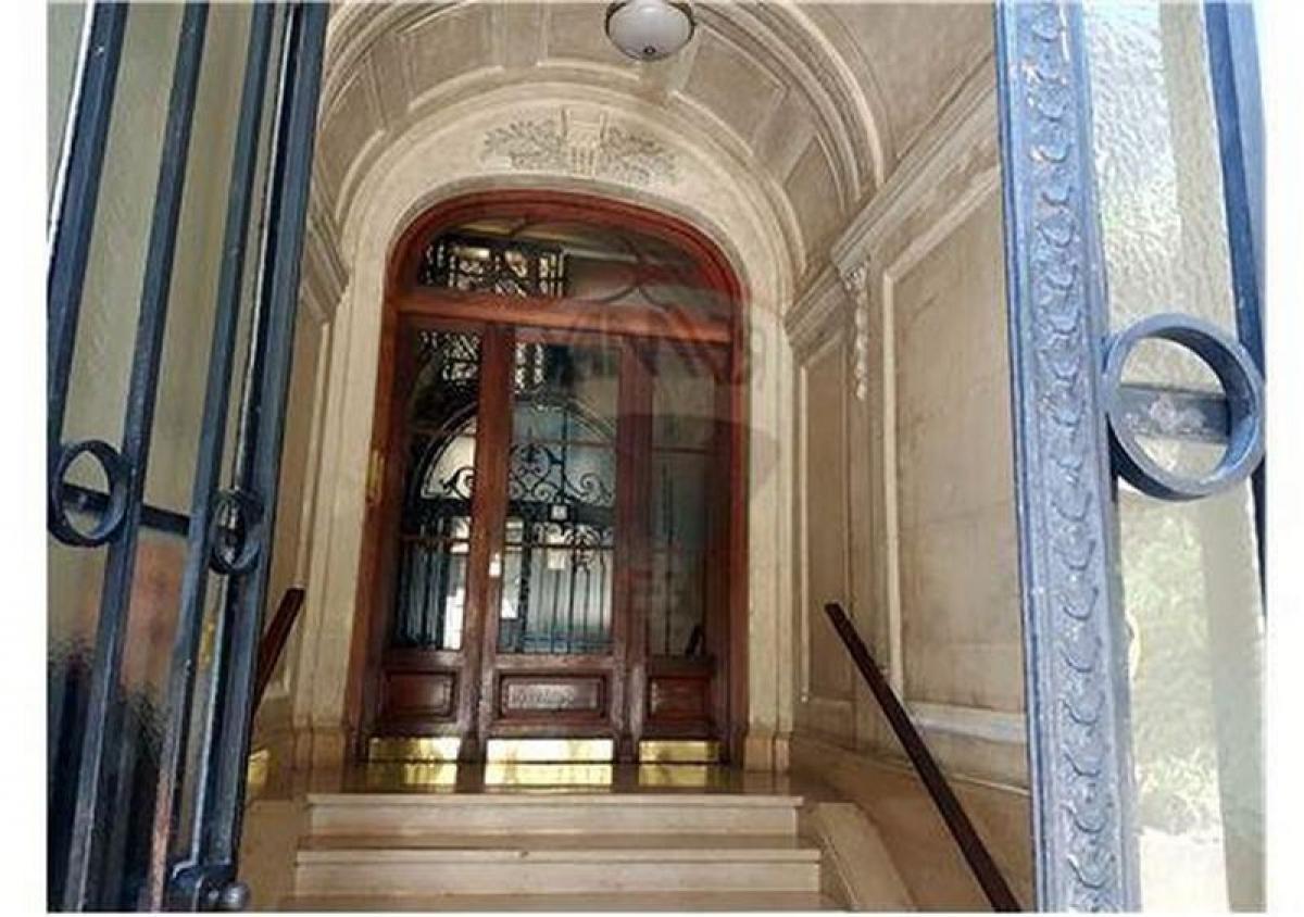 5 bedrooms Apartment in Buenos Aires, Argentina No. 85633