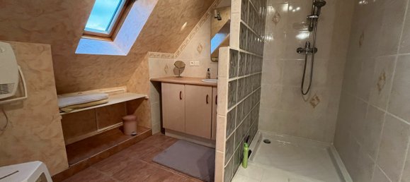 5 Schlafzimmer Haus in Arcay, France, Nr. 67665 11