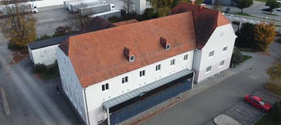 921m² Commercial property in Ort im Innkreis, Austria No. 226090 2