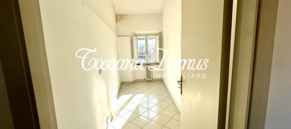 6 rooms Apartment in Siena, Italy No. 25289 12