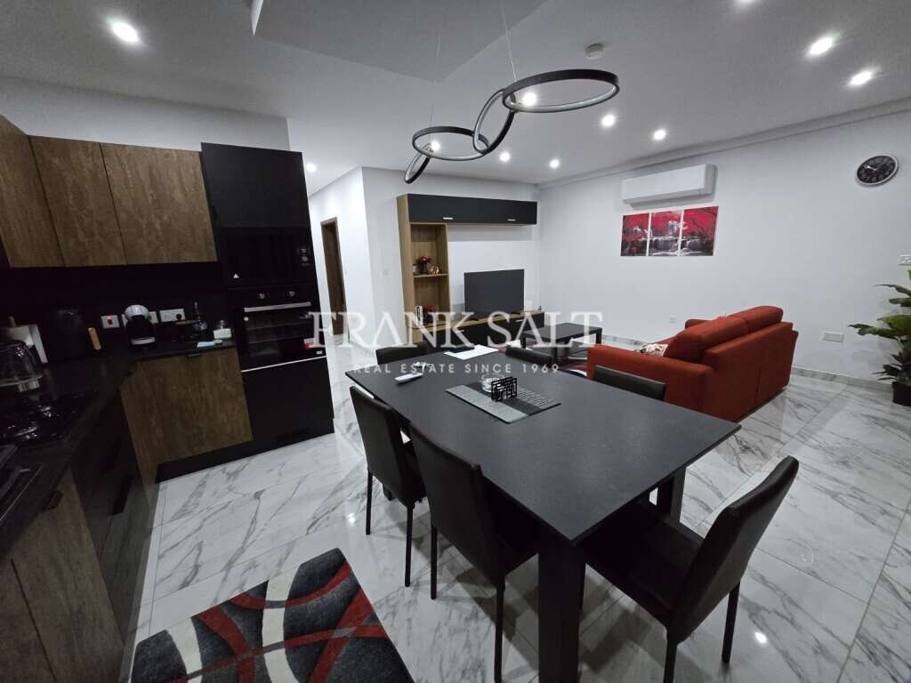 Penthouse T2 em Saint Paul's Bay, Malta N.º 2575