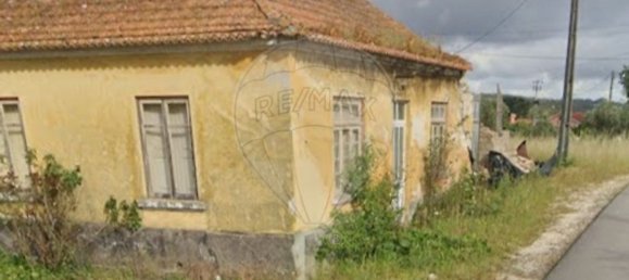 3 bedrooms House in Lourical, Portugal No. 37070 5