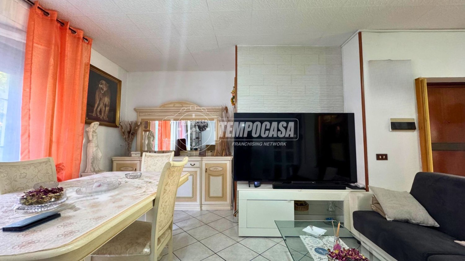 Apartamento T2 em Cologno Monzese, Italy N.º 361506