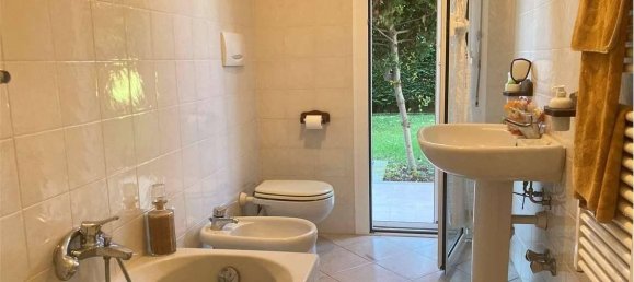 4غرفة شقة في Albenga, Italy رقم 77249 25