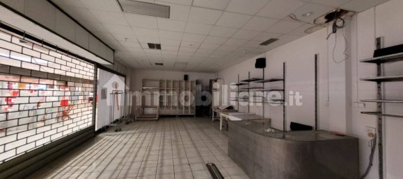 Imóvel comercial de 1 divisão em Vignola, Italy N.º 72037 15