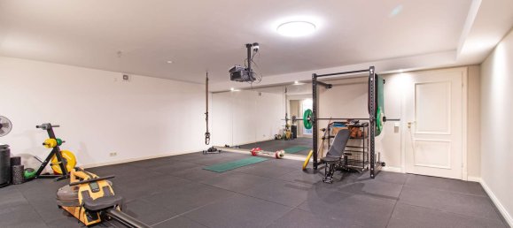 Вилла с 9 комнатами в Вандсбек, Германия № 341106 2