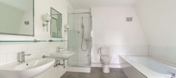 Вилла с 9 комнатами в Вандсбек, Германия № 341106 33