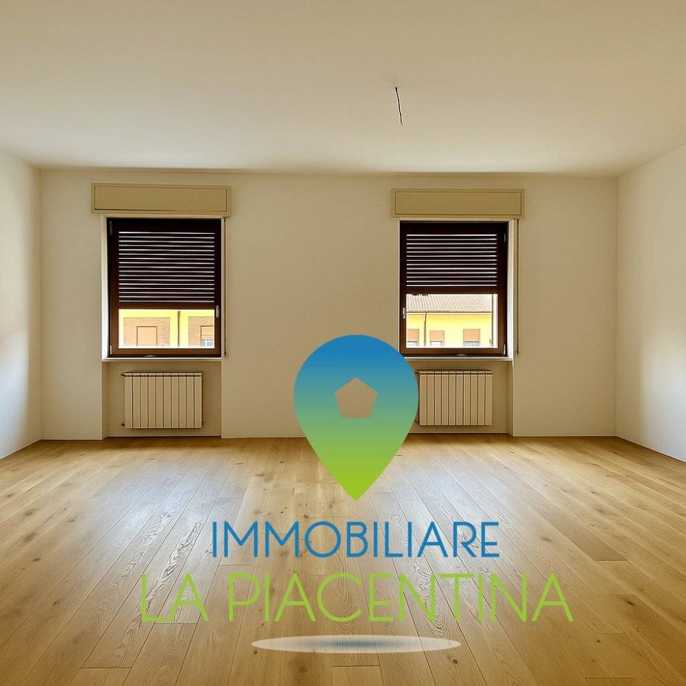3 bedrooms Apartment in Piacenza, Italy No. 346795