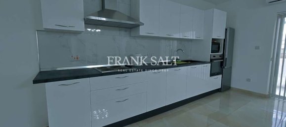 2 bedrooms Apartment in San Gwann, Malta No. 10940 2