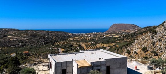 3 bedrooms Villa for sale in Heraklion, Crete, Greece № 53936 2