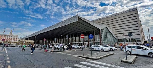 75m² Commercial property in Rome, Italy No. 196735 15