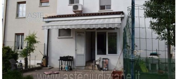 5 bedrooms Apartment in Gorizia, Italy No. 320256 10