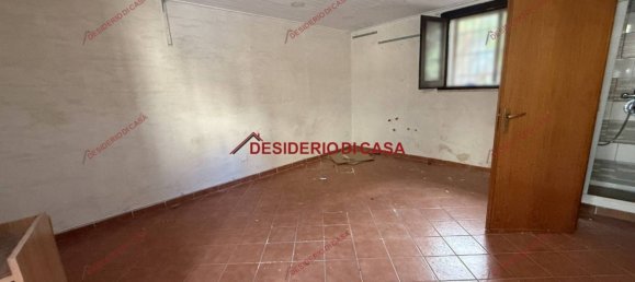 1 bedroom Apartment in Palermo, Italy No. 328155 2
