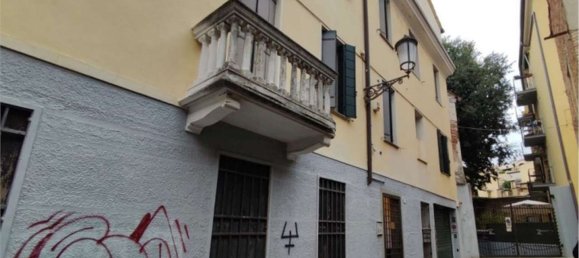 2-Zimmer Doppelhaus in Padua, Italy, Nr. 16106 13