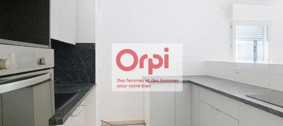 3 bedrooms Apartment in Issy-les-Moulineaux, France No. 352024 4