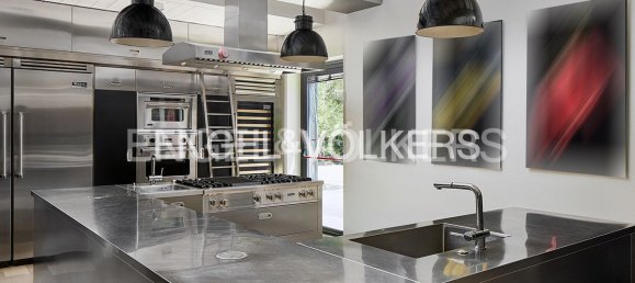 4 bedrooms Villa in Rome, Italy No. 134204 12