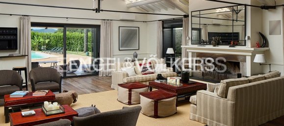4 bedrooms Villa in Rome, Italy No. 134204 6