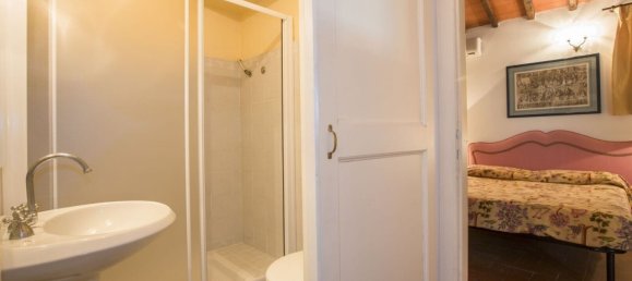 Villa de 8 dormitorios en Siena, Italy No. 1892 33