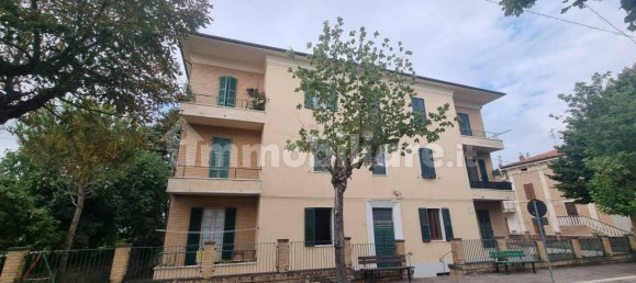 Квартира с 2 спальнями в Лоро Пичено, Италия № 330254 18