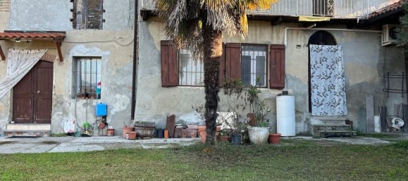 Casa de 5 habitaciónes en Asti, Italy No. 101883 2