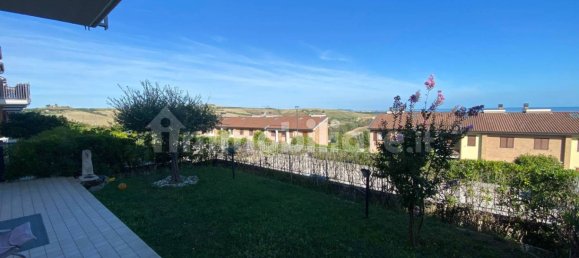 3 غرف نوم شقة في San Costanzo, Italy رقم 330307 8