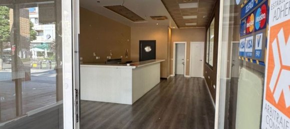 60m² Commercial property in Villanueva de la Canada, Spain No. 137143 5