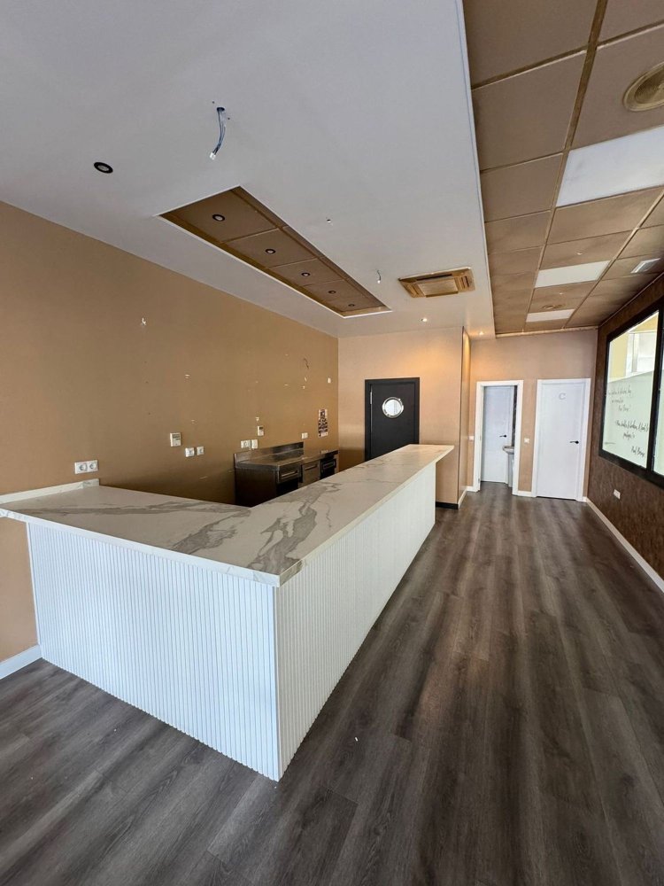 60m² Commercial property in Villanueva de la Canada, Spain No. 137143