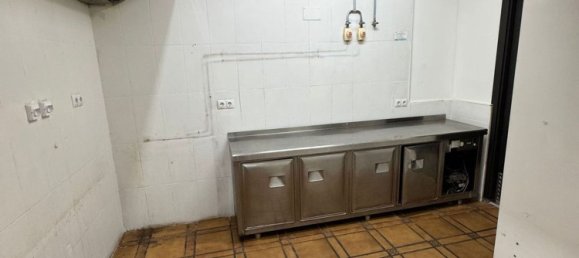 60m² Commercial property in Villanueva de la Canada, Spain No. 137143 12