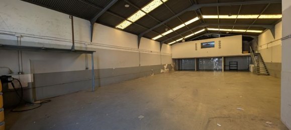  عقار تجاري في Estepona, Spain 364متر مربع رقم 180179 2