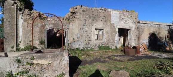 قطعة أرض في Santa Venerina, Italy 23303متر مربع رقم 160738 12