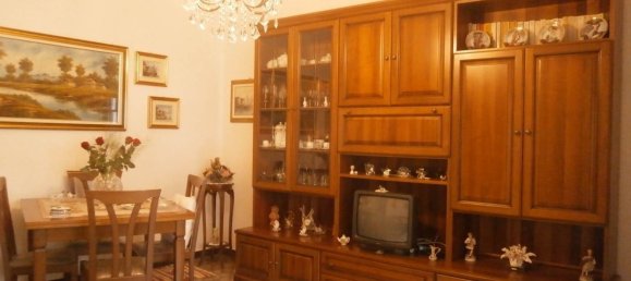 8 Schlafzimmer Haus in Mede, Italy, Nr. 360858 5