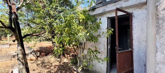 4 rooms House in Ceglie Messapica, Italy No. 66043 17