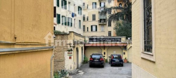 Коммерческая недвижимость с 5 комнатами в Рим, Италия № 154458 10