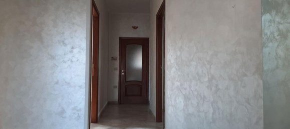 4 rooms Apartment in Nichelino, Italy No. 30659 3