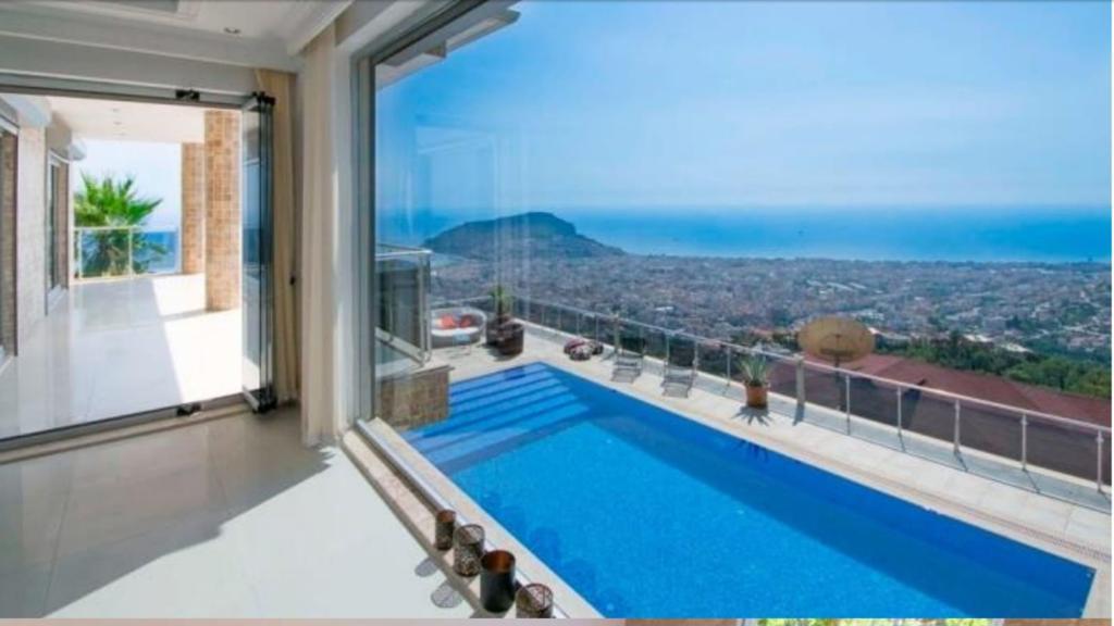 Villa 4+1 in Alanya, Turkey No. 15993