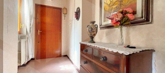 3 bedrooms Apartment in Bari, Italy No. 20714 30
