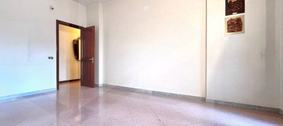 3 bedrooms Apartment in Bari, Italy No. 20714 36