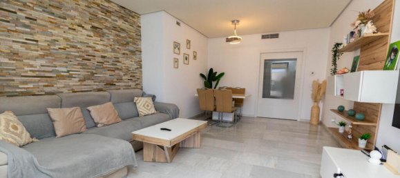 Apartamento de 2 dormitorios en Marbella, Spain No. 190829 9