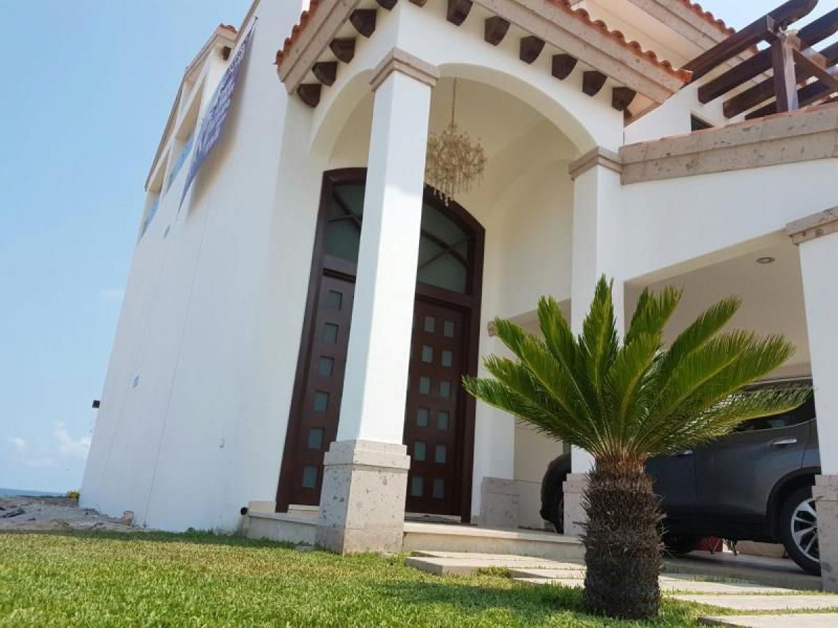 Casa de 4 dormitorios en Sinaloa, Mexico No. 169656