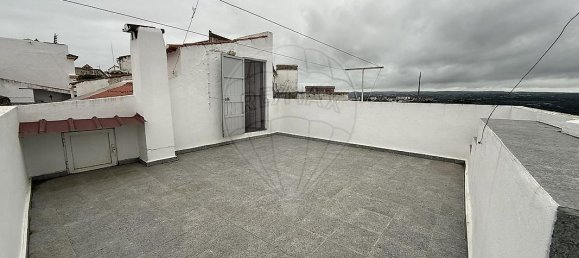 2 Schlafzimmer Haus in Elvas, Portugal, Nr. 21655 14