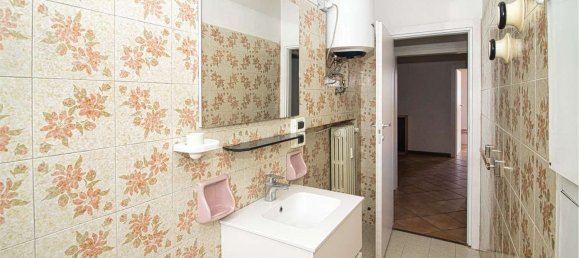 3 rooms Apartment in Modena, Italy No. 215636 17