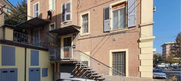 3 rooms Apartment in Modena, Italy No. 215636 23