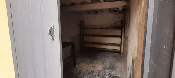 Apartamento de 3 divisões em Modena, Italy N.º 215636 35