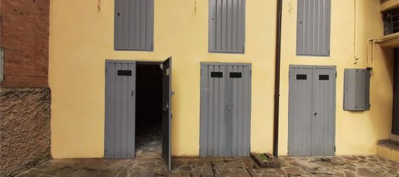 Apartamento de 3 divisões em Modena, Italy N.º 215636 34