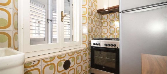 3 rooms Apartment in Modena, Italy No. 215636 5