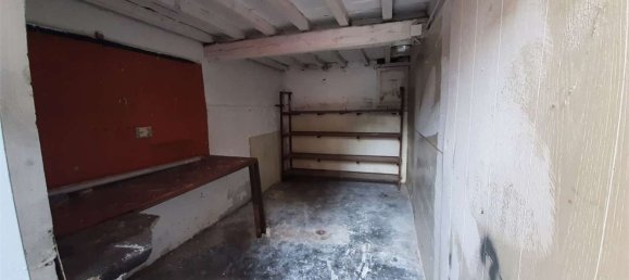 Apartamento de 3 divisões em Modena, Italy N.º 215636 36