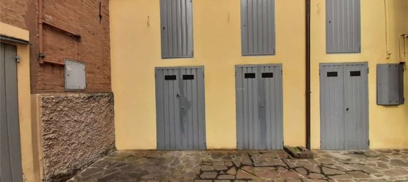 Apartamento de 3 divisões em Modena, Italy N.º 215636 33